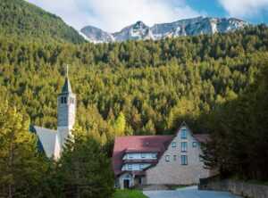 tangan luka kena pisau silet